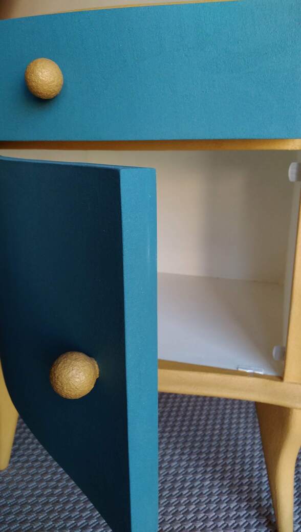 03 Mobile scultura vintage oro e blu