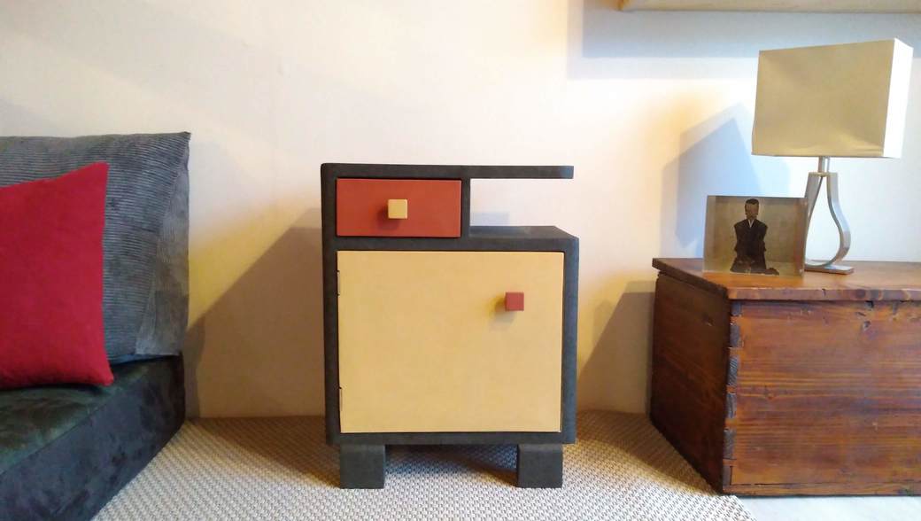08 Mobile scultura oro marrone e rosso