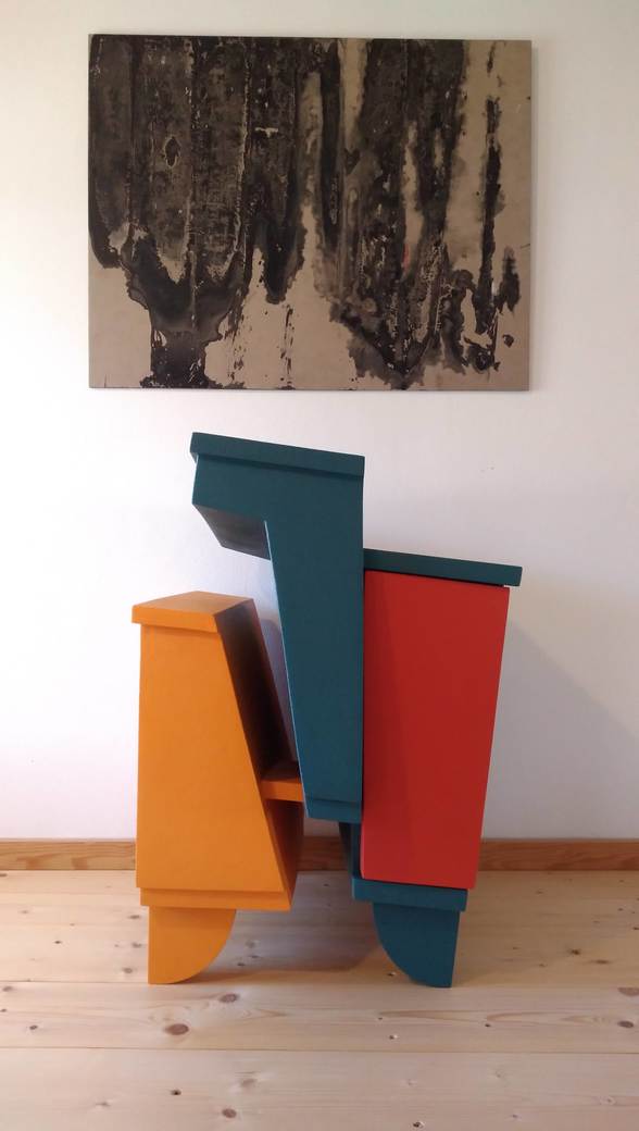 09 Mobile scultura arancio blu e rosso