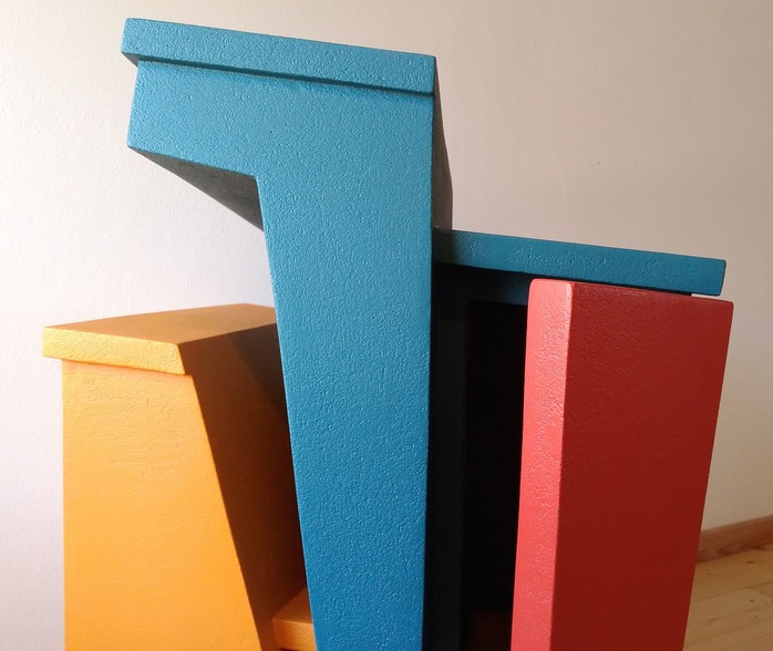 09 Mobile scultura arancio blu e rosso