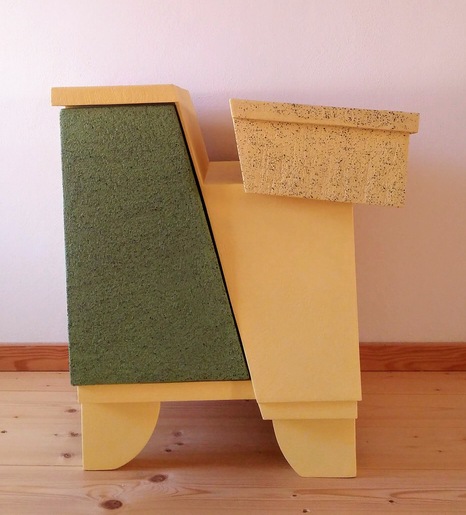 10 Mobile scultura giallo e verde